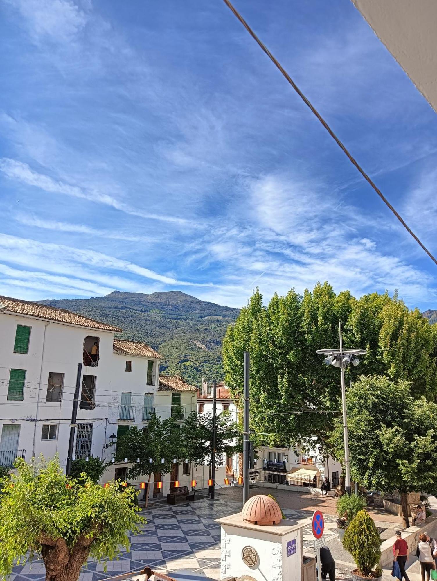 Apartamento La Casa De La Plaza Güéjar Sierra Exterior foto